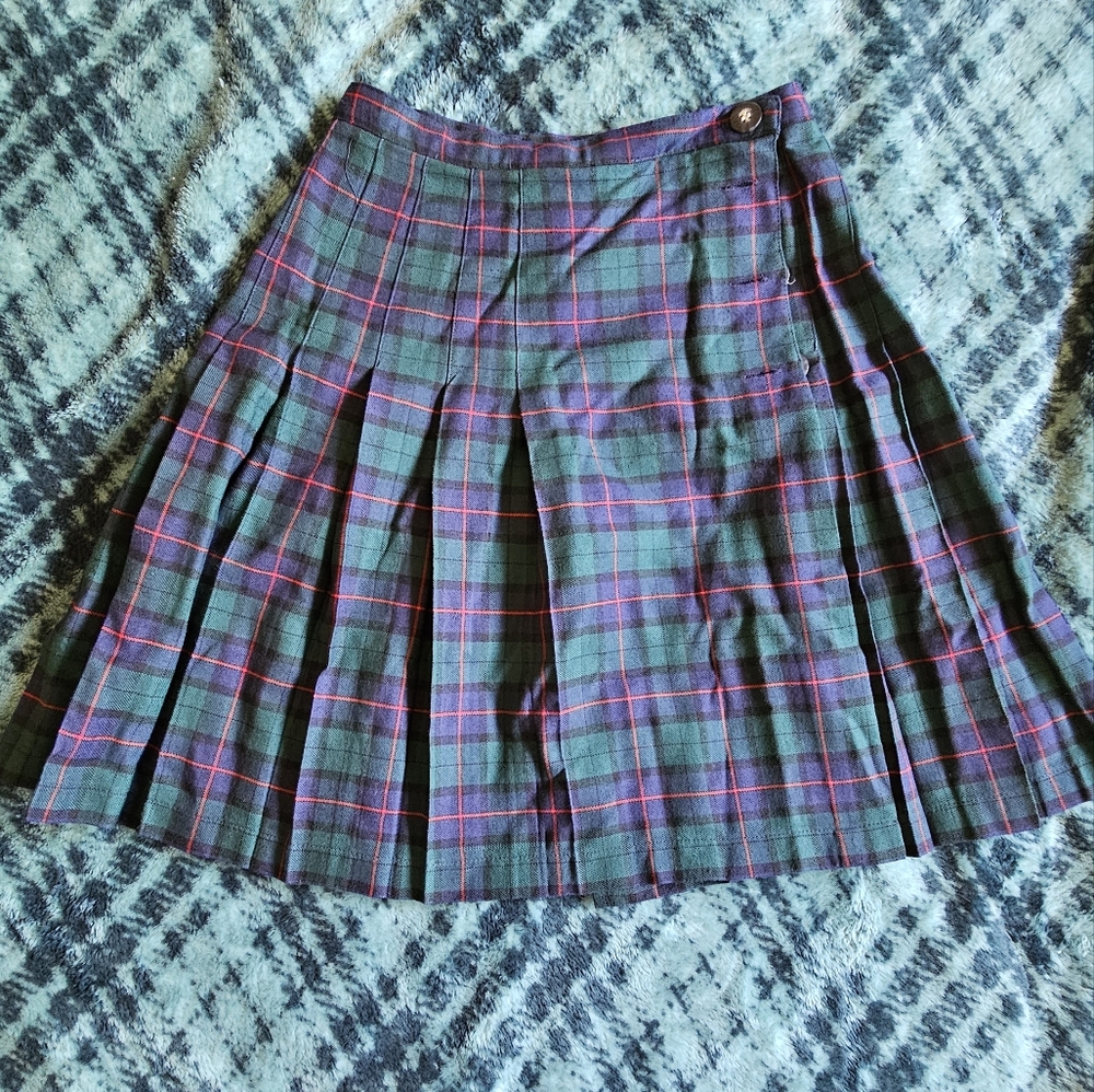 Vintage White Stag plaid mini skirt, size 4‎